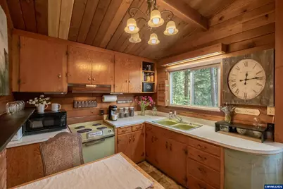 100 E Osprey Ln, Detroit, OR 97342 - Photo 7