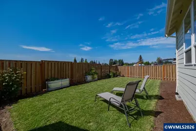 948 Laurel Pl, Silverton, OR 97381 - Photo 41