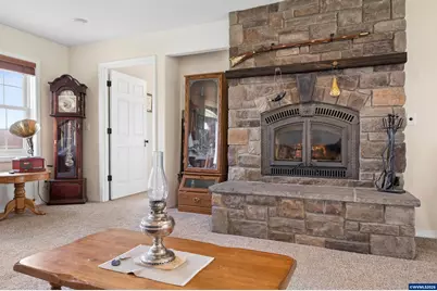 10124 Wiseacre NE Ln, Aurora, OR 97002 - Photo 5