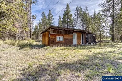 54592 Huntington Rd, Bend, OR 97707 - Photo 9
