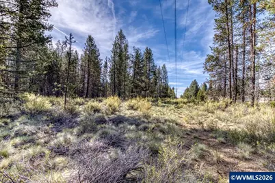 54592 Huntington Rd, Bend, OR 97707 - Photo 13