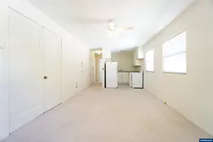 1196 Chemeketa St NE, Salem, OR 97301 - Photo 17