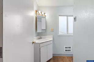 771 21st St SE, Salem, OR 97301 - Photo 13