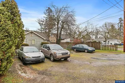 771 21st St SE, Salem, OR 97301 - Photo 25