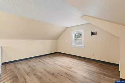 771 21st St SE, Salem, OR 97301 - Photo 3