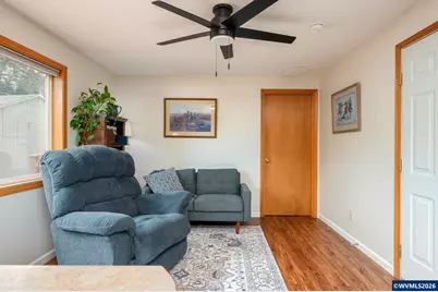 11240 SE Cranberry Lp, Clackamas, OR 97015 - Photo 17