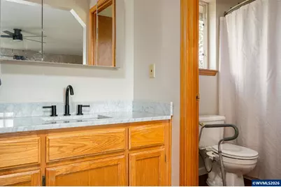 11240 SE Cranberry Lp, Clackamas, OR 97015 - Photo 23