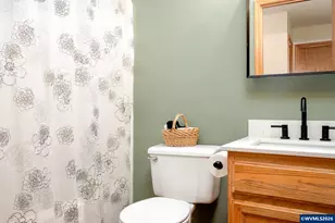 11240 SE Cranberry Lp, Clackamas, OR 97015 - Photo 27