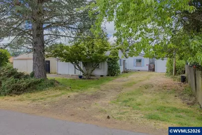 1850 S 9th St, Lebanon, OR 97355 - Photo 11