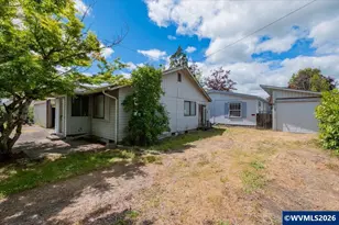 1850 S 9th St, Lebanon, OR 97355 - Photo 3