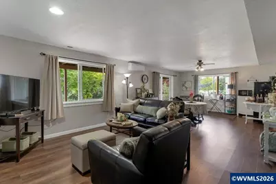 8471 Tyrone Ln SE, Salem, OR 97317 - Photo 37
