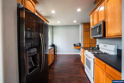 4120 45th Av NE, Salem, OR 97305 - Photo 9