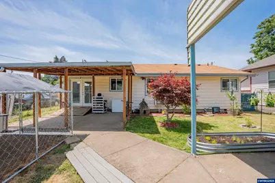 1387 S 2nd St, Lebanon, OR 97355 - Photo 23