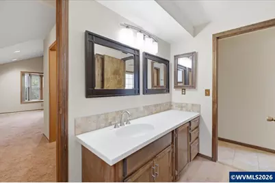 675 Valleywood Dr SE, Salem, OR 97306 - Photo 17