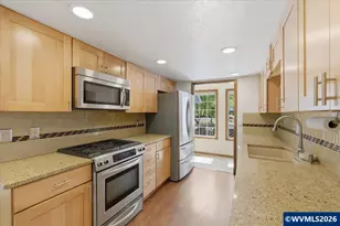 675 Valleywood Dr SE, Salem, OR 97306 - Photo 11