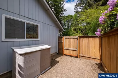 675 Valleywood Dr SE Dr SE, Salem, OR 97306 - Photo 43