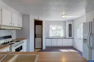 2655 NW Highland #100 Dr, Corvallis, OR 97330 - Photo 7