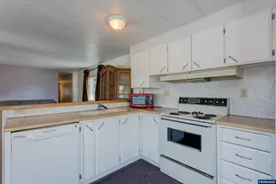 2655 NW Highland #100 Dr, Corvallis, OR 97330 - Photo 9