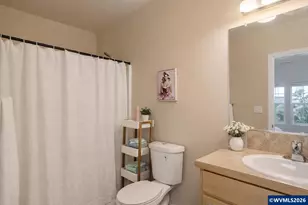 1996 Hawksview Ave SE, Salem, OR 97306 - Photo 17