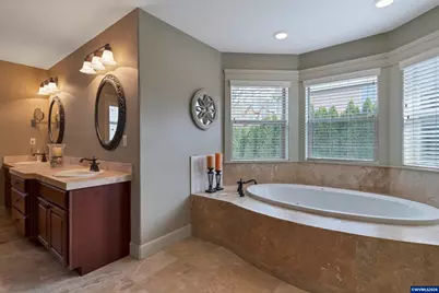 1650 West Meadows Dr NW, Salem, OR 97304 - Photo 35