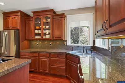 1650 West Meadows Dr NW, Salem, OR 97304 - Photo 31