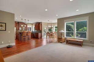 1650 West Meadows Dr NW, Salem, OR 97304 - Photo 23