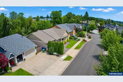 623 Rosemary Wy, Silverton, OR 97381 - Photo 9