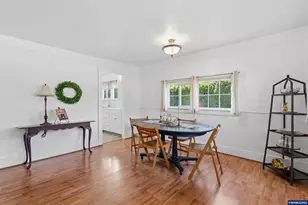 370 24th St NE, Salem, OR 97301 - Photo 11