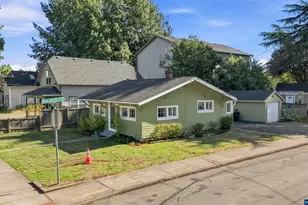 370 24th St NE, Salem, OR 97301 - Photo 5