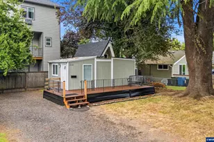 370 24th St NE, Salem, OR 97301 - Photo 31