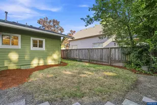 370 24th St NE, Salem, OR 97301 - Photo 21