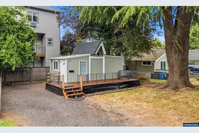 370 24th St NE, Salem, OR 97301 - Photo 9