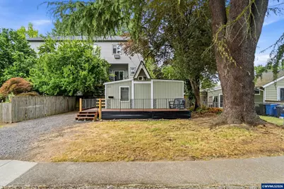 370 24th St NE, Salem, OR 97301 - Photo 13