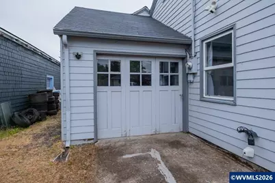 1176 Grove St, Lebanon, OR 97355 - Photo 5
