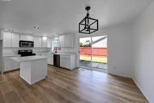 1041 Fabry Rd SE, Salem, OR 97306 - Photo 7