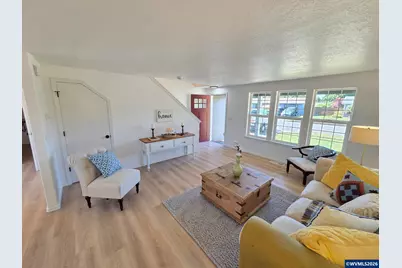 1041 Fabry Rd SE, Salem, OR 97306 - Photo 3