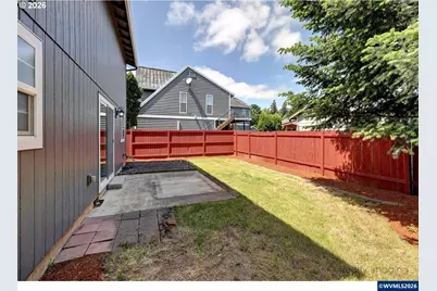 1041 Fabry Rd SE, Salem, OR 97306 - Photo 13