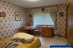 1344 Regency Dr, Eugene, OR 97401 - Photo 9