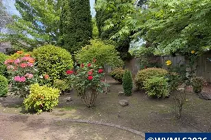 1344 Regency Dr, Eugene, OR 97401 - Photo 23