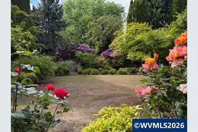 1344 Regency Dr, Eugene, OR 97401 - Photo 49