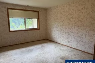 1344 Regency Dr, Eugene, OR 97401 - Photo 15