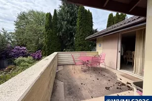 1344 Regency Dr, Eugene, OR 97401 - Photo 3