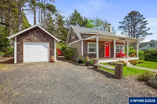 2704 SW Beach Ave, Lincoln City, OR 97367 - Photo 1