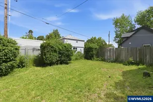 1135 6th St NW, Salem, OR 97304 - Photo 31