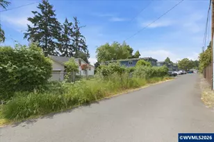 1135 6th St NW, Salem, OR 97304 - Photo 35