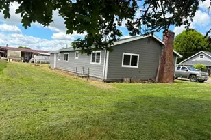 425 Boatlanding St, Independence, OR 97351 - Photo 17
