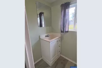 425 Boatlanding St, Independence, OR 97351 - Photo 11
