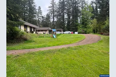 1712 N Nye St, Toledo, OR 97391 - Photo 1