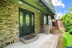 2266 Ironwood St, Eugene, OR 97401 - Photo 3