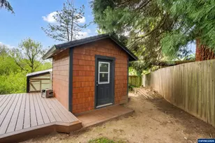 2266 Ironwood St, Eugene, OR 97401 - Photo 43